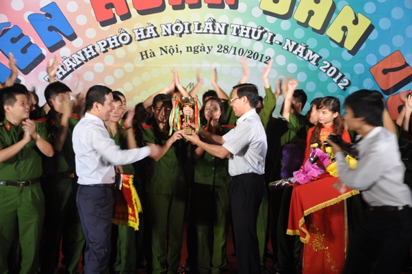 Chung kết liên hoan Dân vũ TP Hà Nội lần thứ I – Năm 2012
